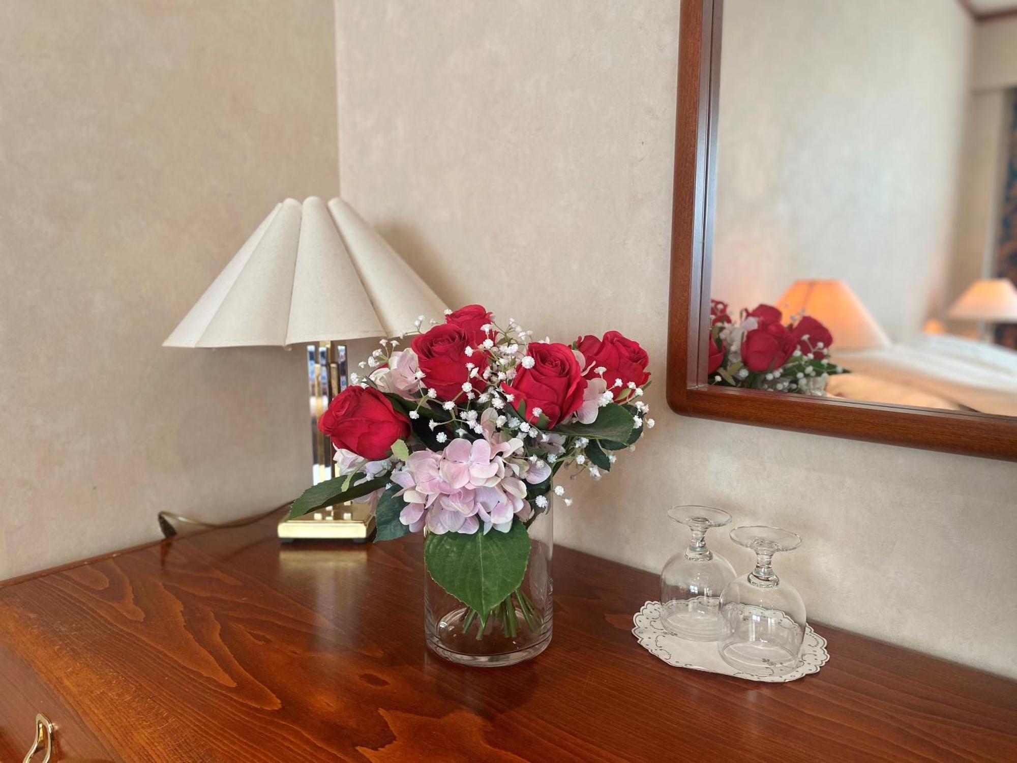 Alver Hotel Alversund Екстериор снимка