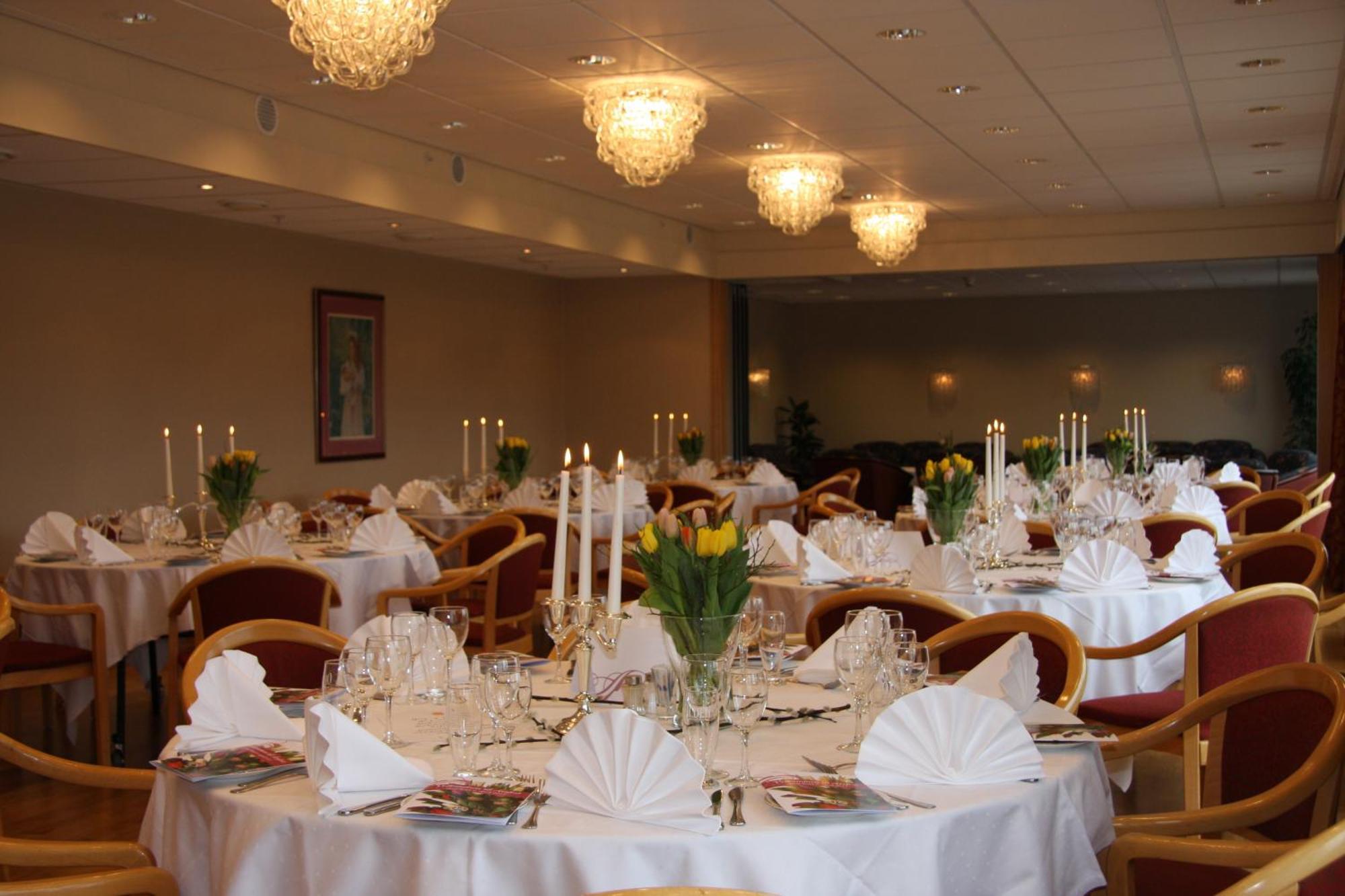 Alver Hotel Alversund Екстериор снимка