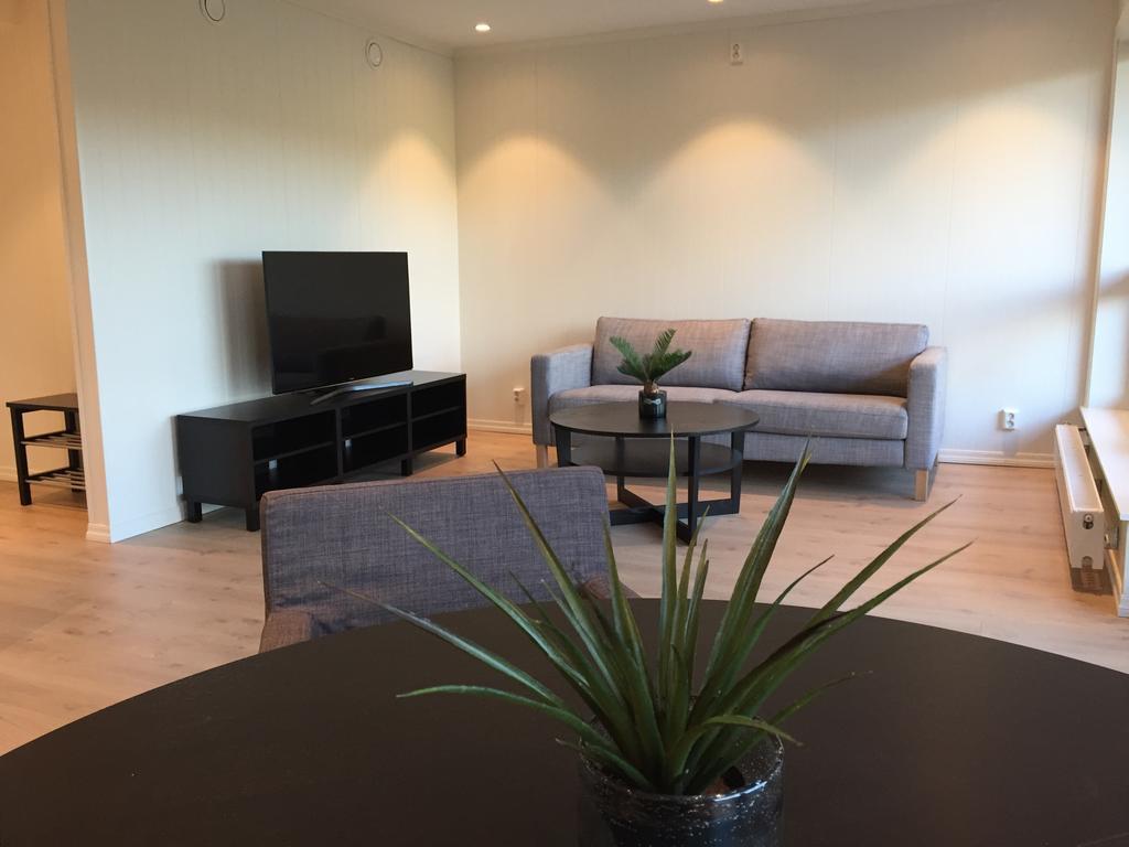 Alver Hotel Alversund Екстериор снимка